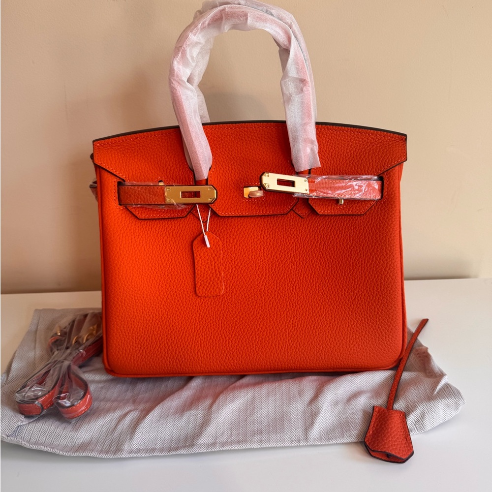 NEW Kamugo Genuine Leather Bag 25 Orange
